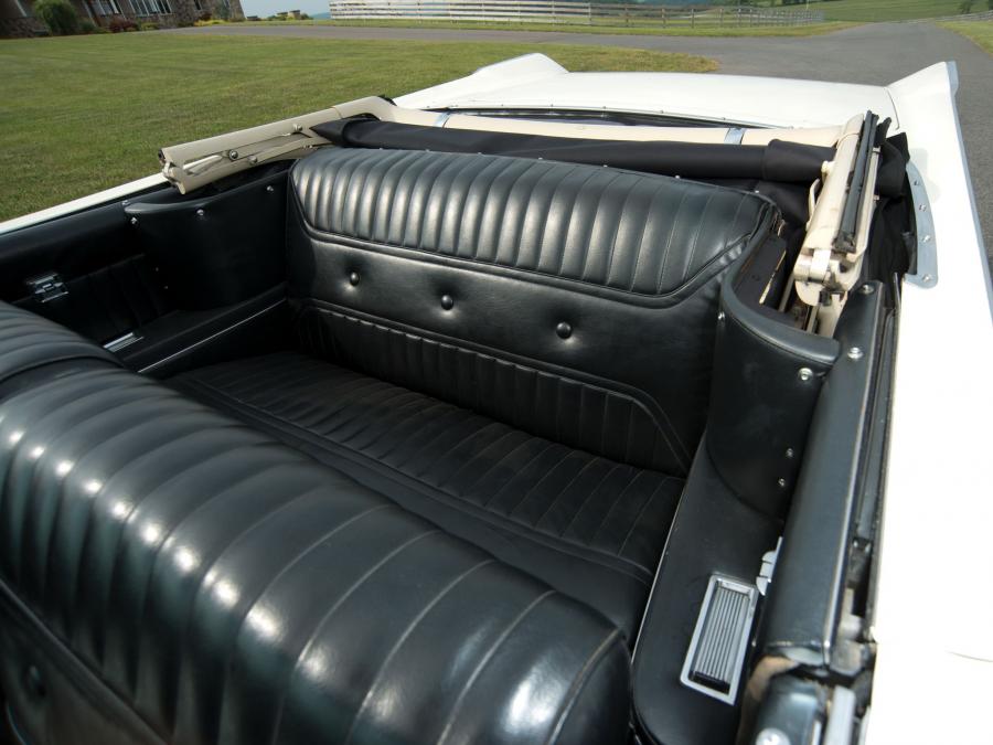  Mercury Park Lane Convertible 1959 года  (фото 9 из 10)